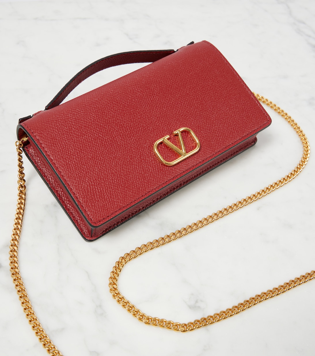 Sac à bandoulière VLogo Small en cuir | Valentino Garavani