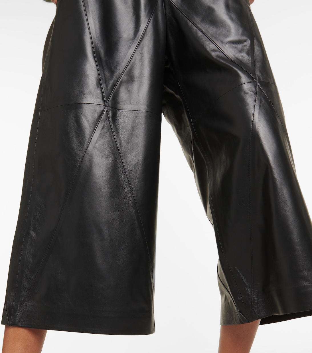 High-Rise Culottes aus Leder | Loewe