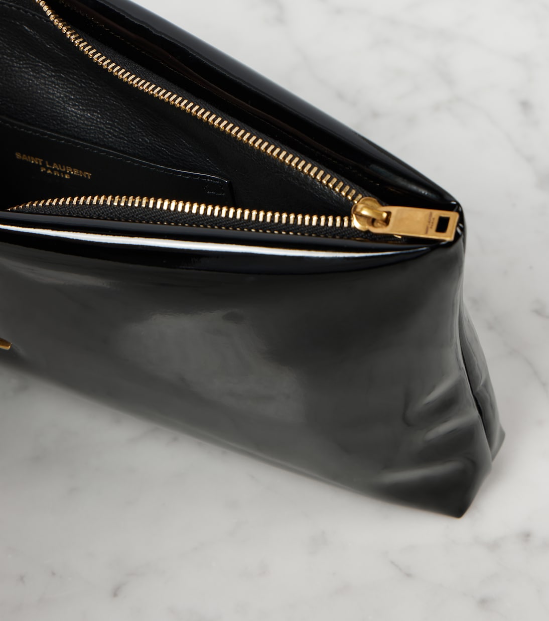 SAINT LAURENT Borsellino in pelle Calypso per giovani trendsetter