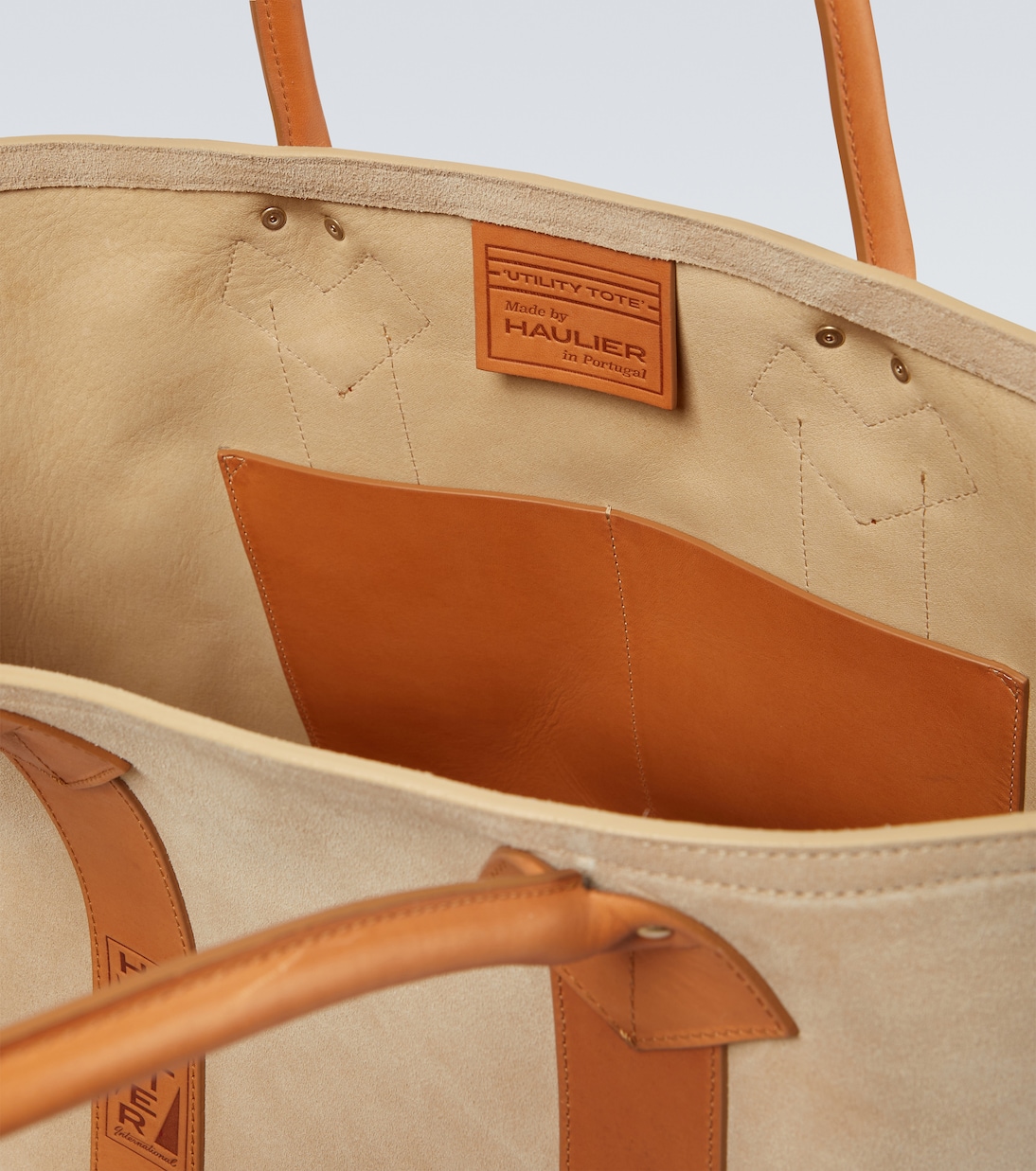 Borsa Medium Utility in suede | Haulier