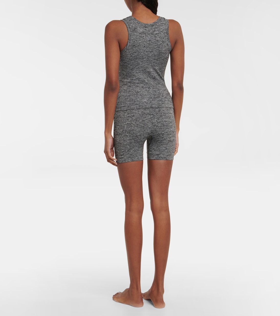 Intuitive tank top and Composed shorts set | Prism²