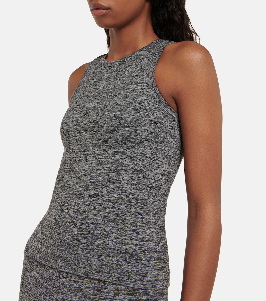 Intuitive tank top and Composed shorts set | Prism²