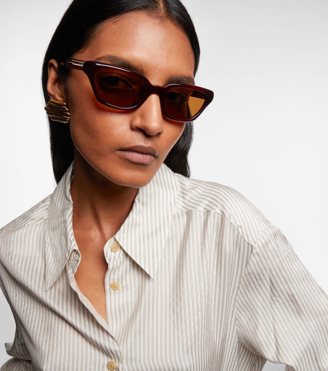 x Oliver Peoples 1983C cat eye sunglasses in brown Khaite Mytheresa