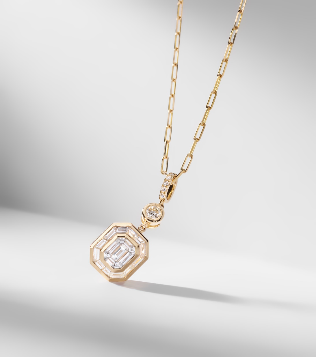Bezel Illusion 18kt gold pendant necklace with diamonds | Shay Jewelry