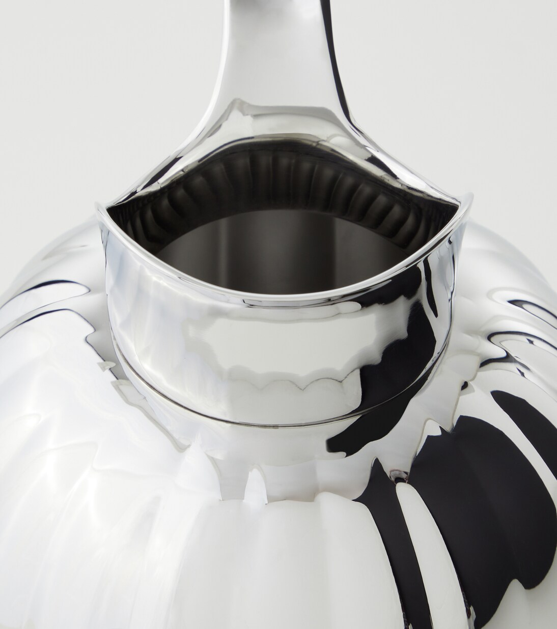 Bernadotte jug by Sigvard Bernadotte | Georg Jensen
