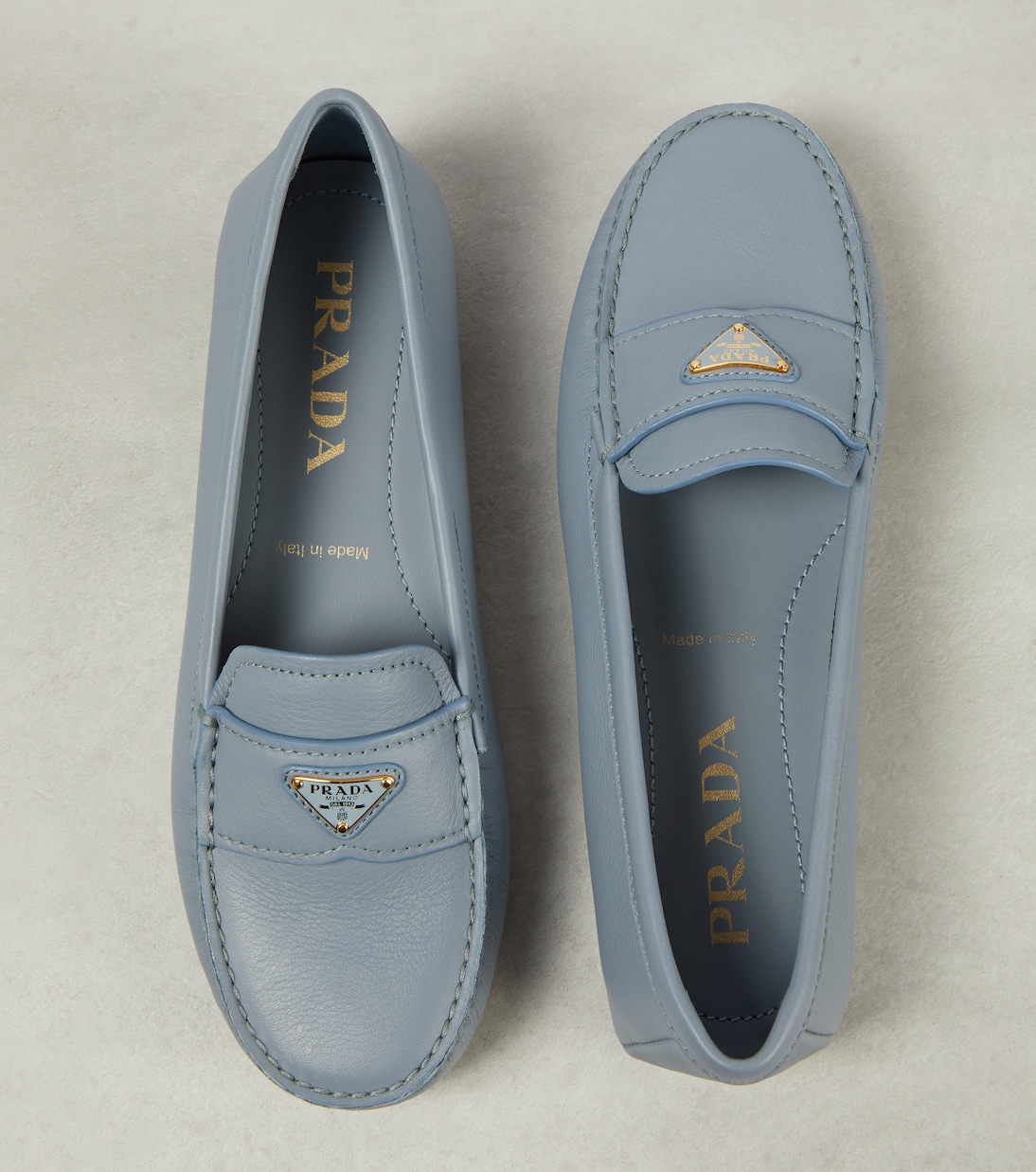 Mocassini in pelle con logo | Prada