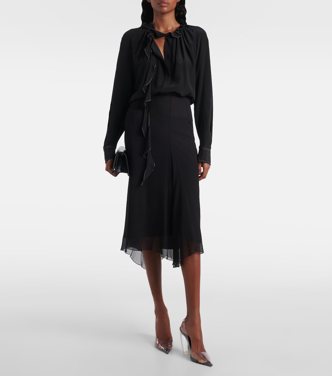 حذاء من مادة الـ 110PVC      | Victoria Beckham
