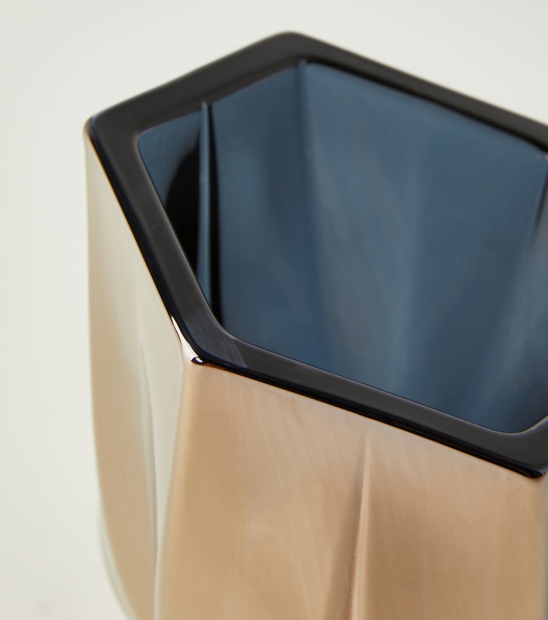 Shimmer tea light | Zaha Hadid Design