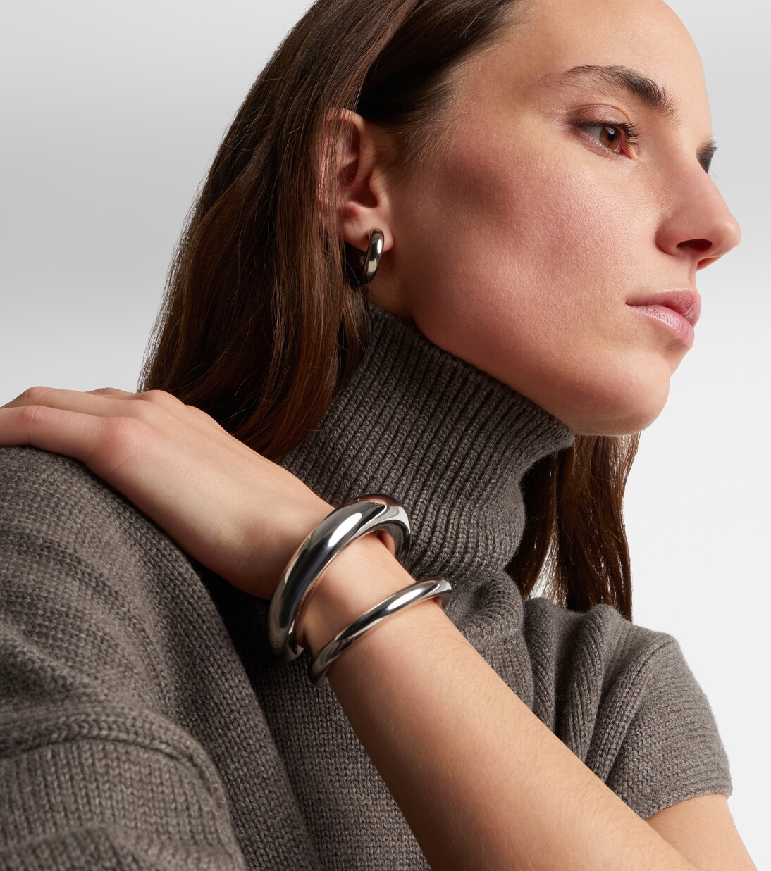 Samira Micro rhodium-plated hoop earrings | Jennifer Fisher