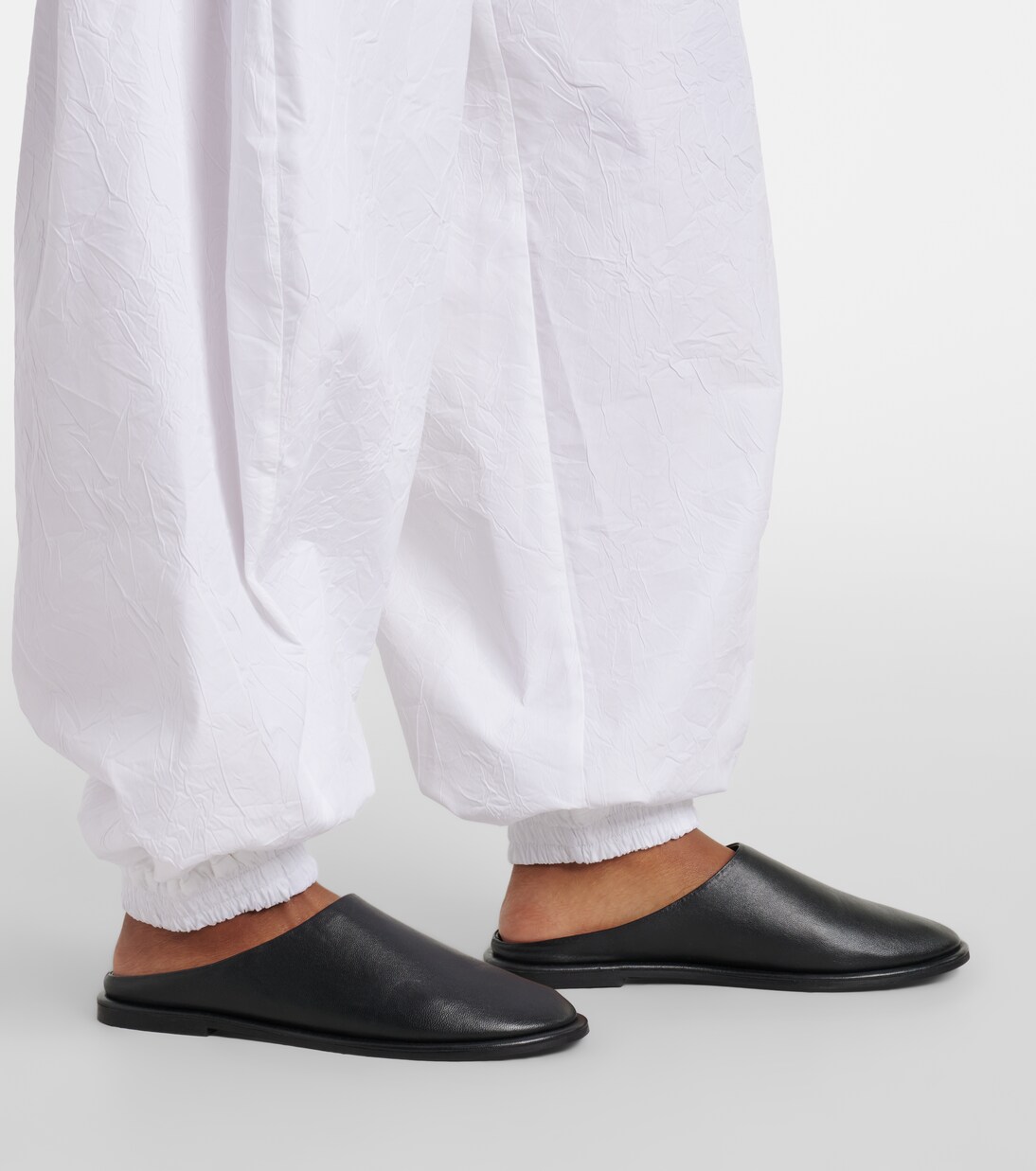 Cotton-blend barrel-leg pants | Róhe