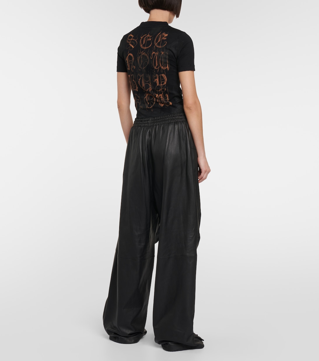 Pantalones de Cuero Balenciaga con Corte Amplio para Jóvenes Modernos