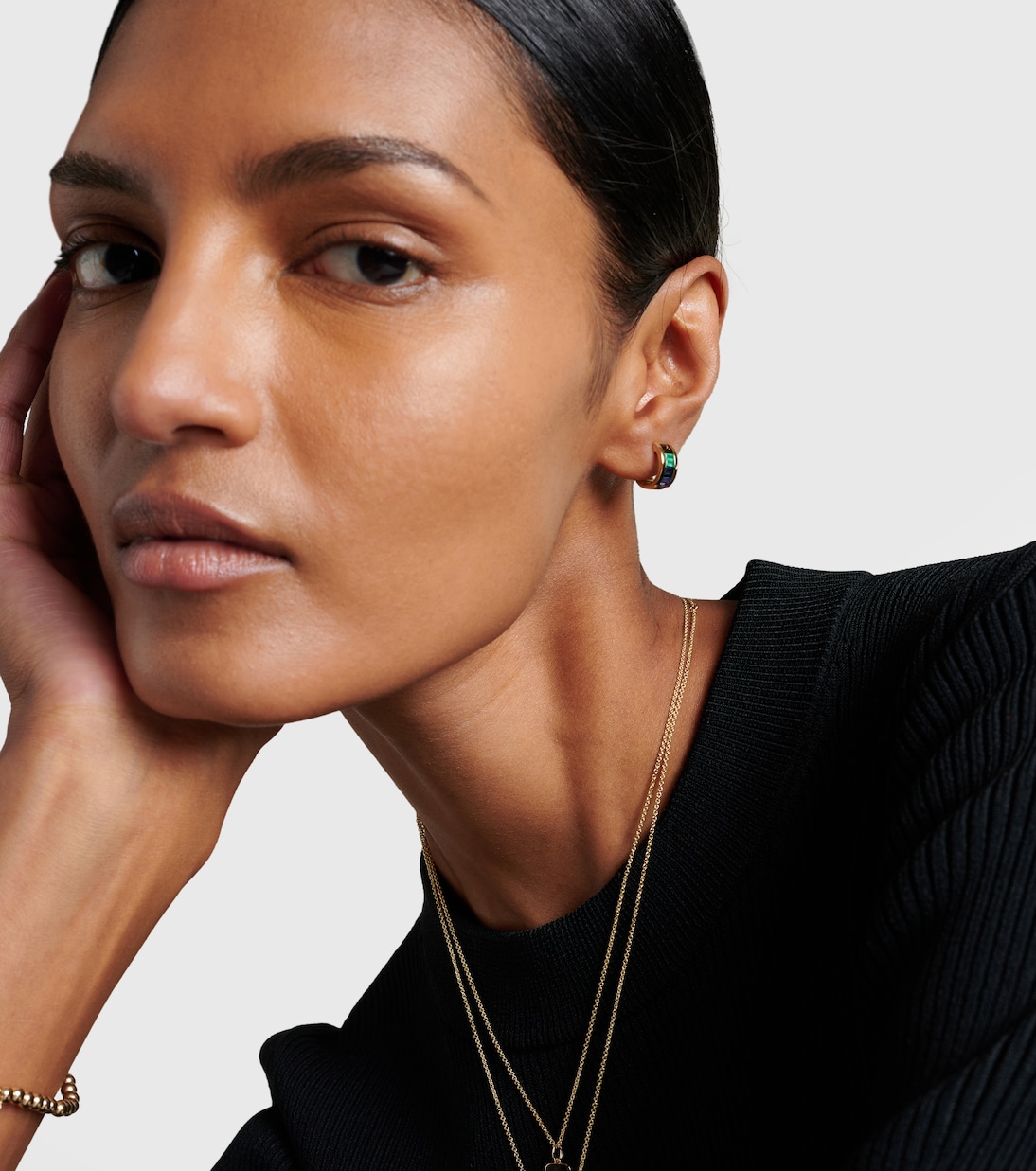 Boucles d'oreilles en or 14 ct, quartz, émeraude et saphir | Sydney Evan
