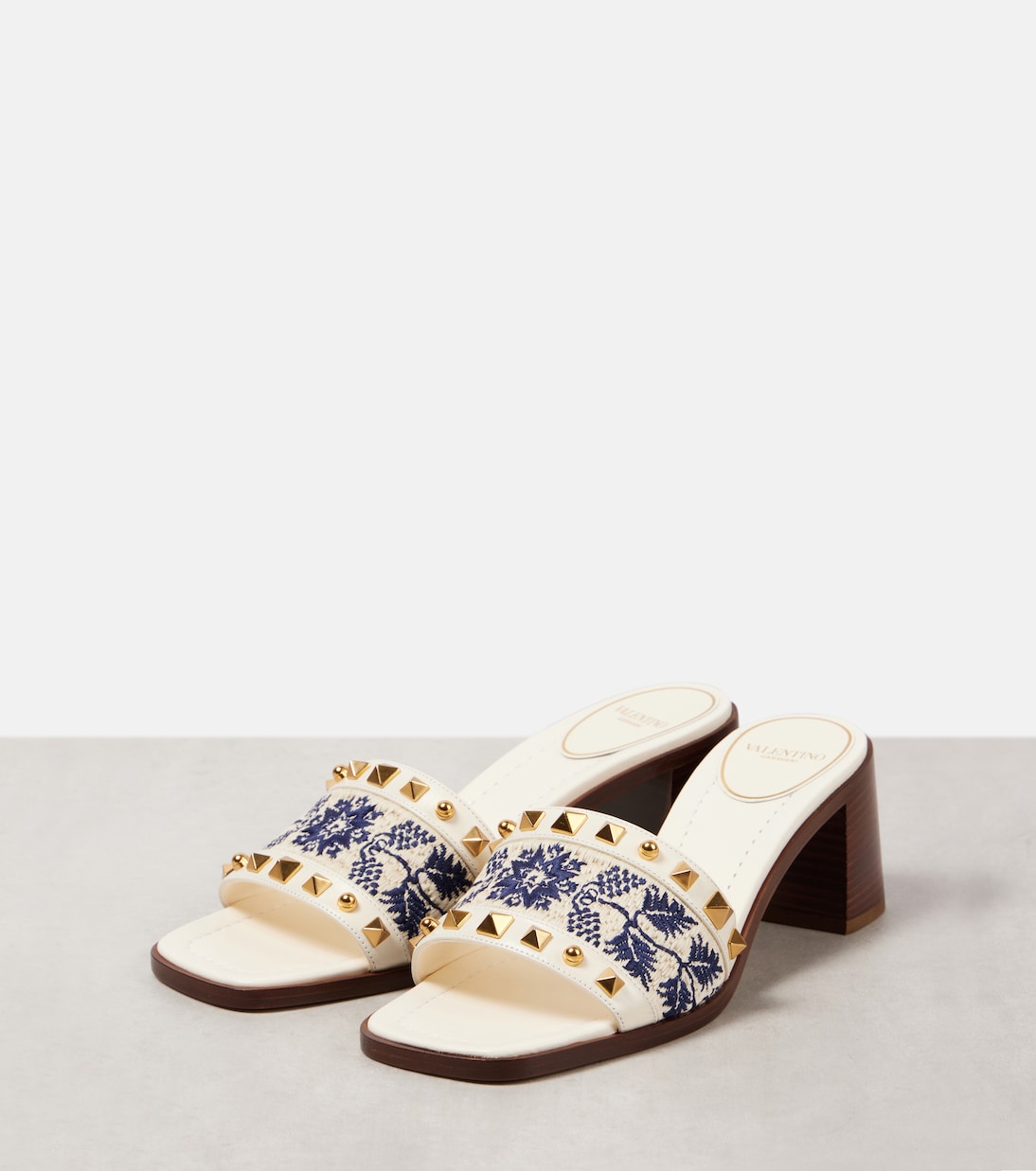 VALENTINO GARAVANI Mule con Ricamo Rockstud per Stile Giovane e Moderno