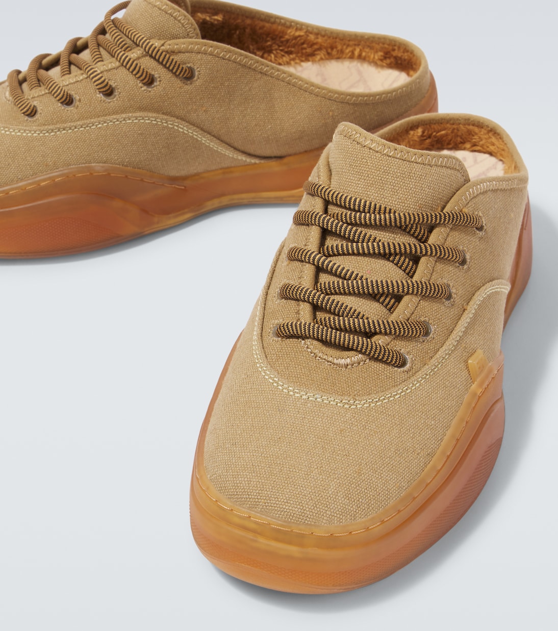 Canvas mules | ERL