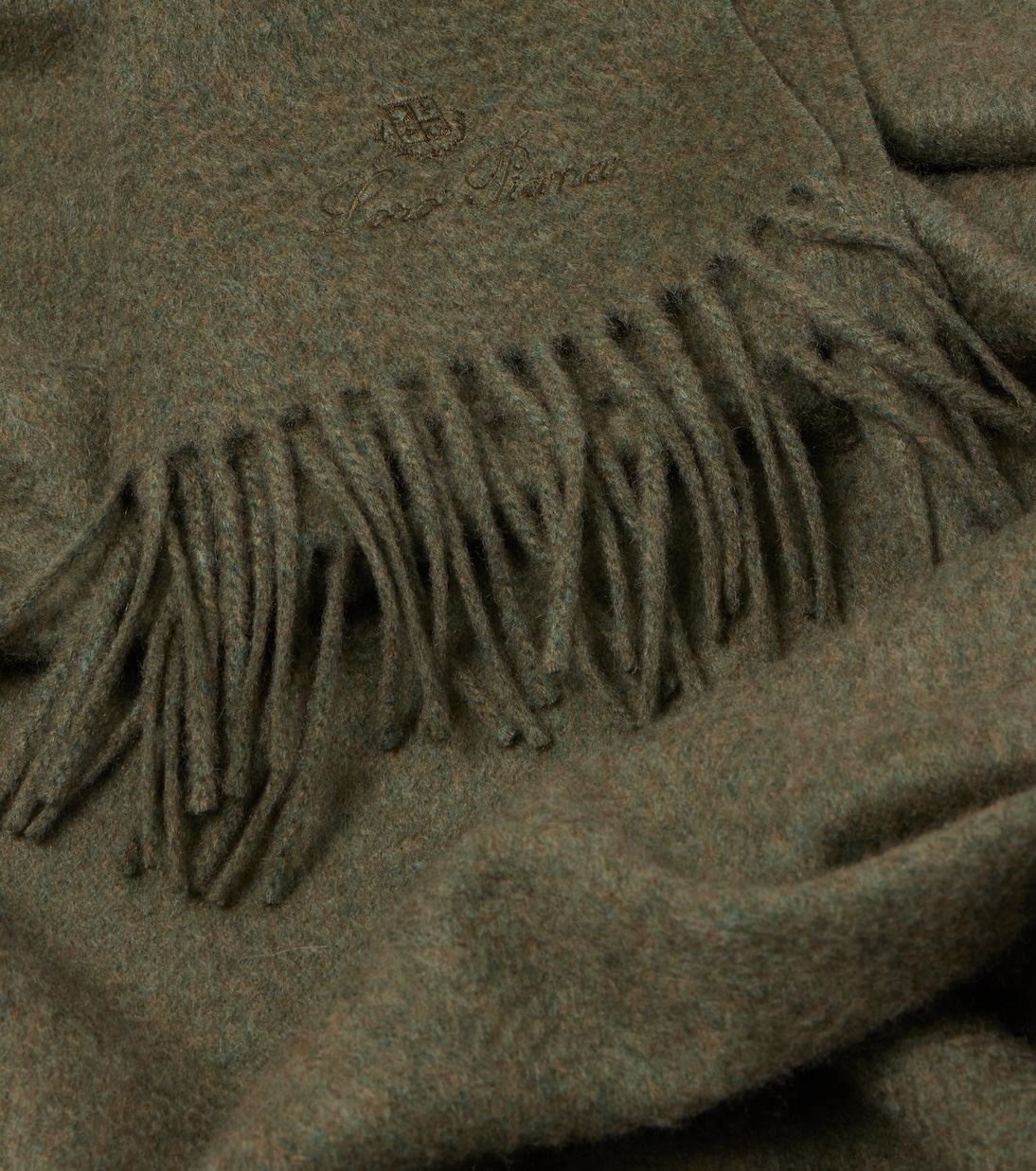 Grande Unita cashmere scarf | Loro Piana