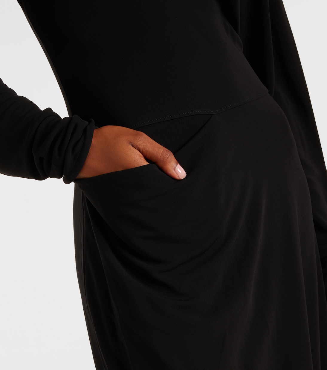 فستان طويل من الجيرسيه بستايل درابيه | Lemaire