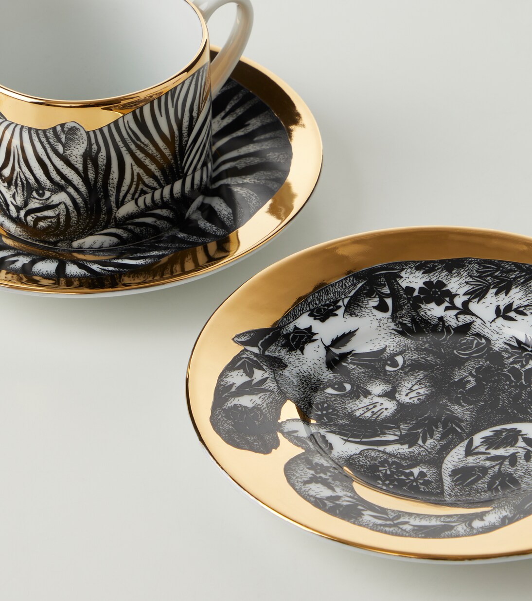 Set de 6 tazas de té y platillos High Fidelity de porcelana | Fornasetti