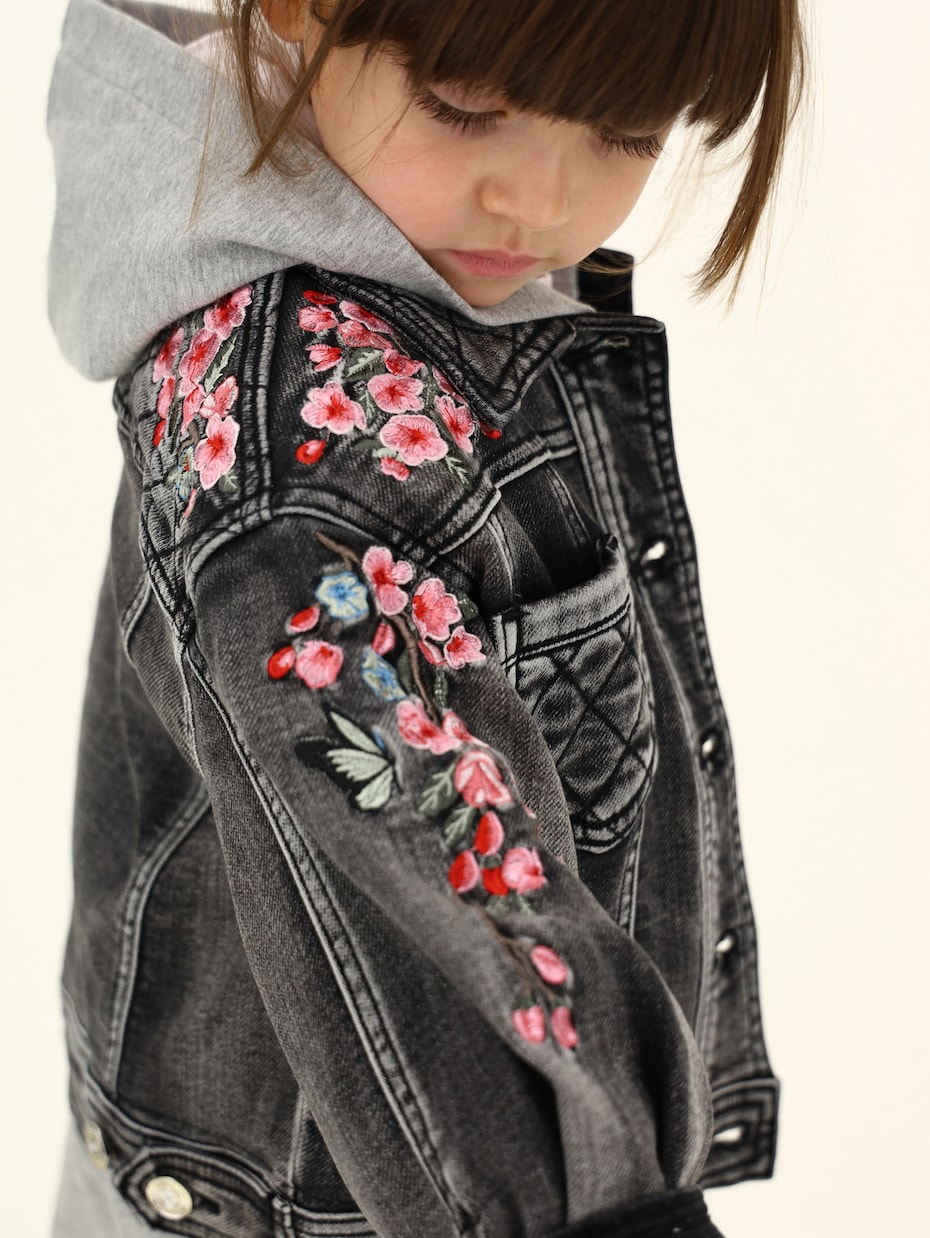 Embroidered denim jacket | Monnalisa