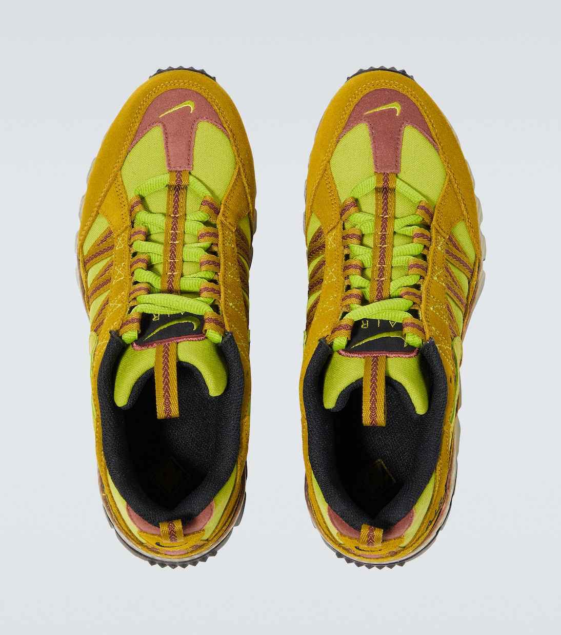 Sneakers Air Humara in suede | Nike