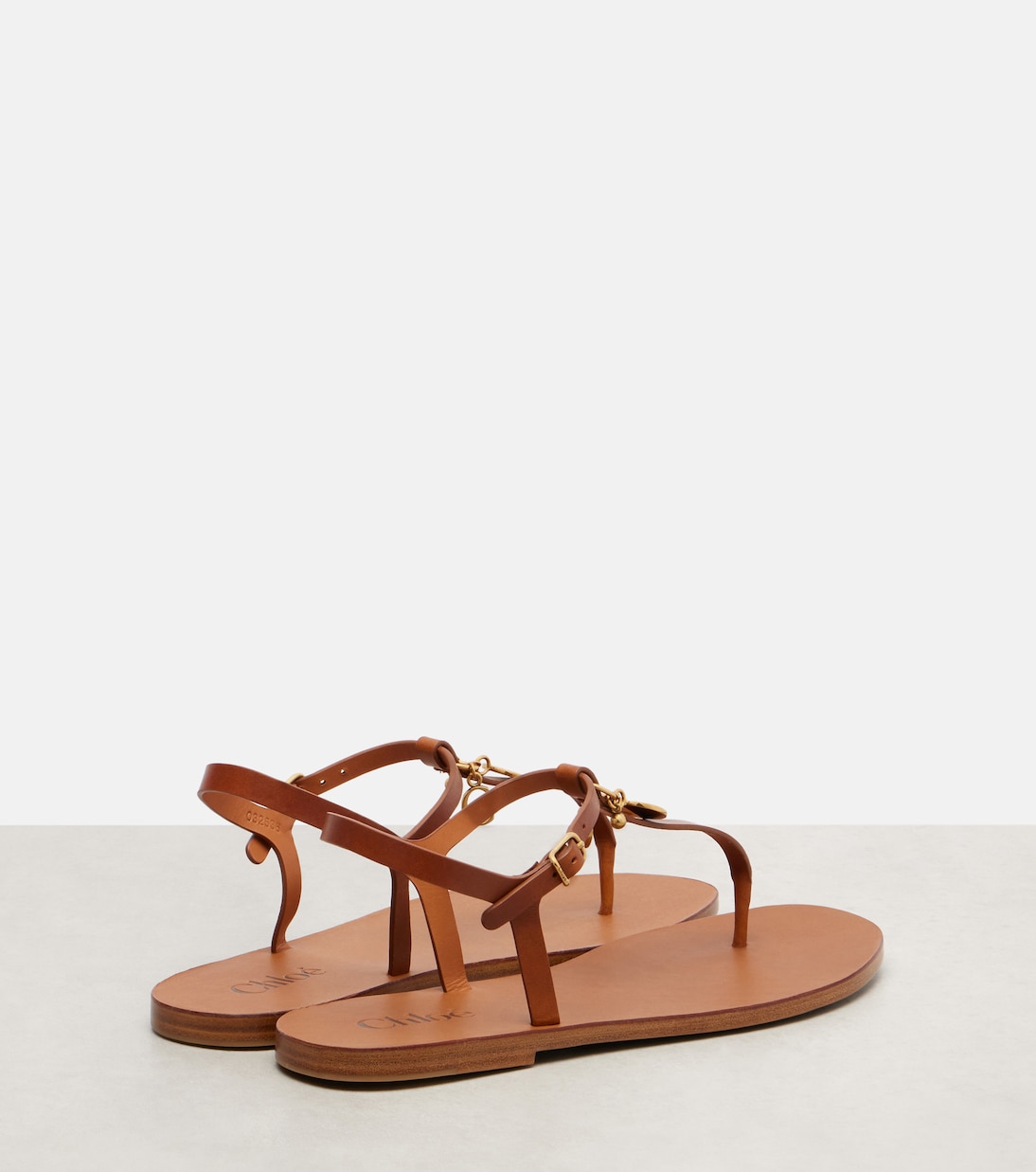 Chloé Charms leather thong sandals | Chloé