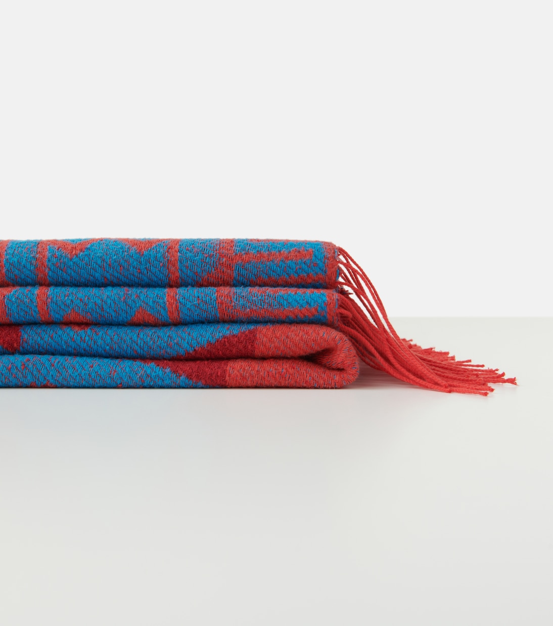 Explosion of Nature Summer jacquard throw | Alanui