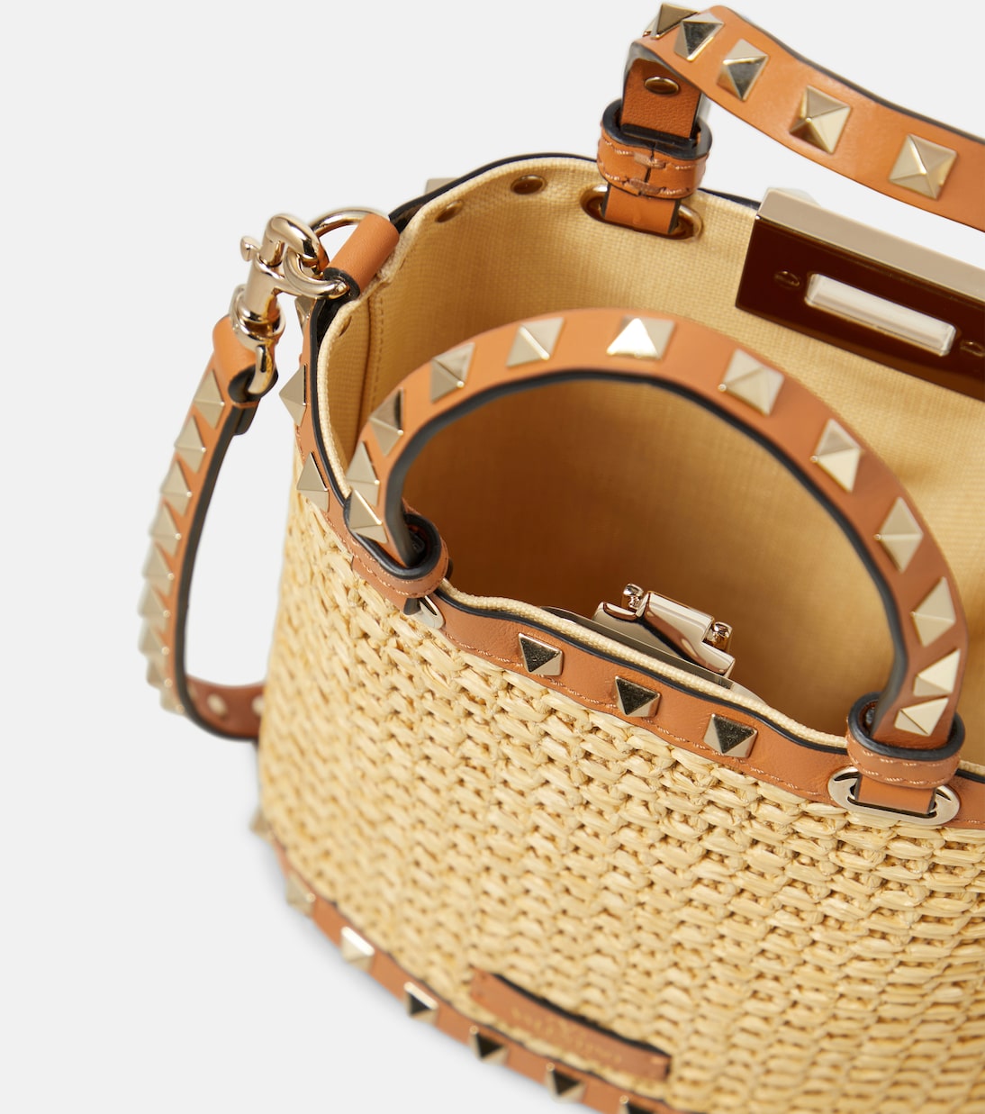 Rockstud Mini raffia-effect bucket bag  | Valentino Garavani
