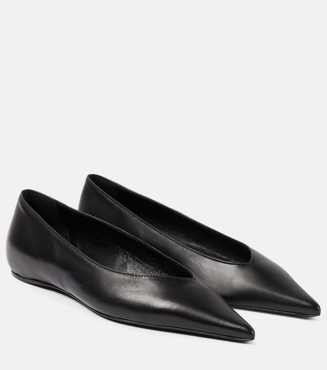The Asymmetric leather ballet flats in black Toteme Mytheresa