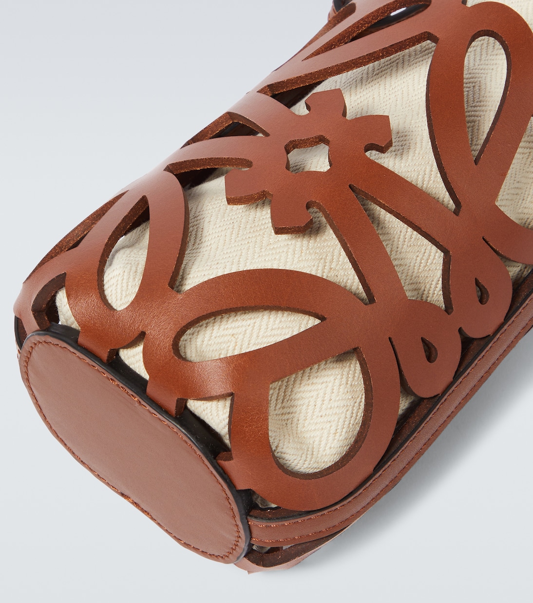 Secchiello Anagram in canvas con pelle | Loewe
