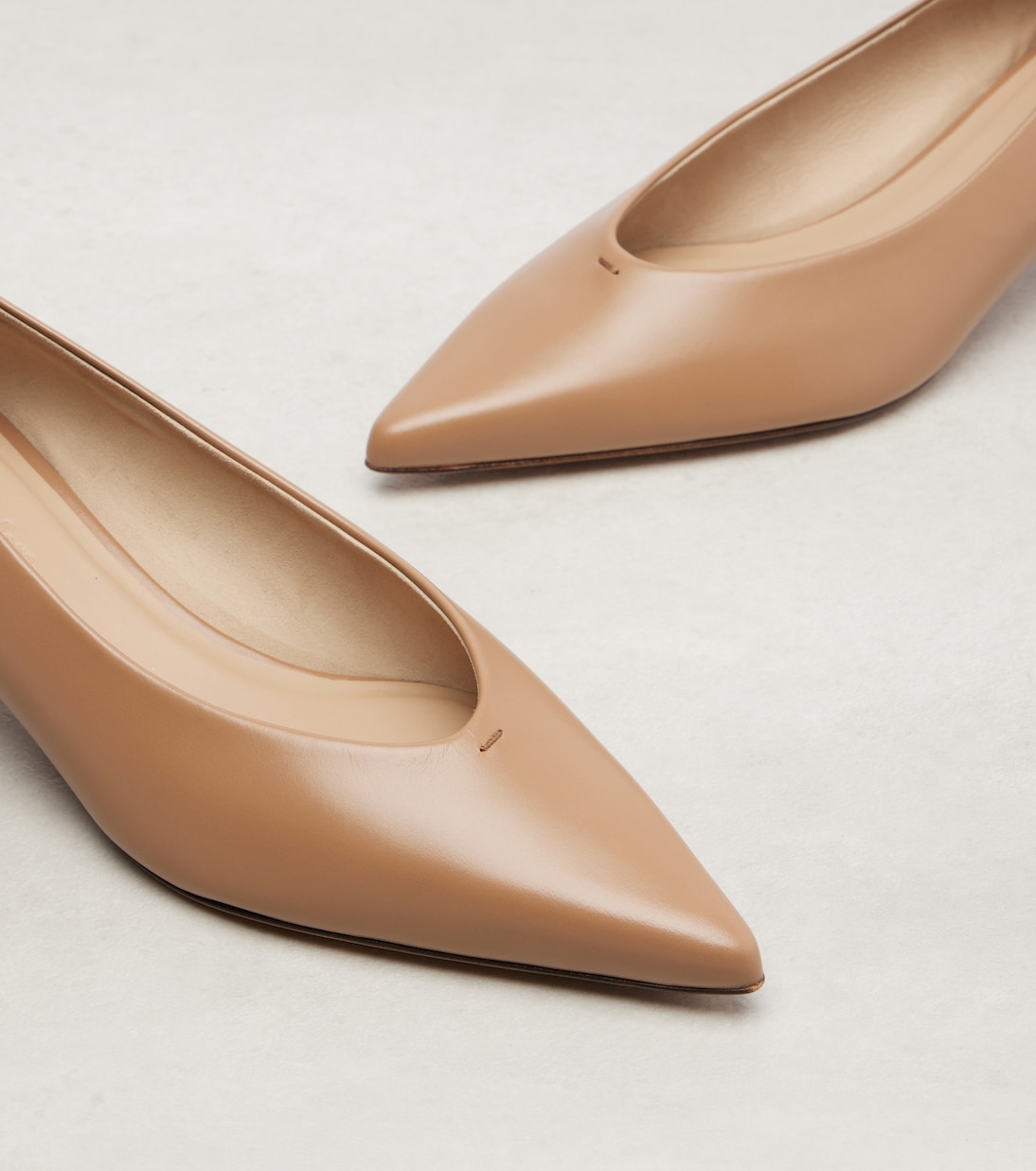 Pumps Kittenpump aus Leder | Max Mara