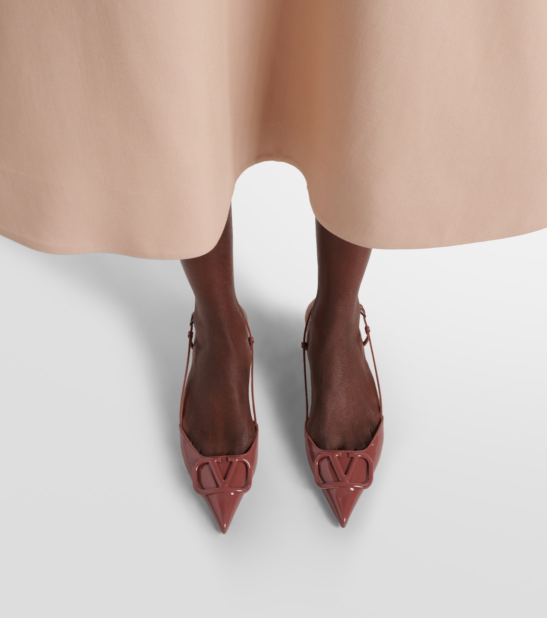 VLogo Signature 40 patent leather pumps | Valentino Garavani