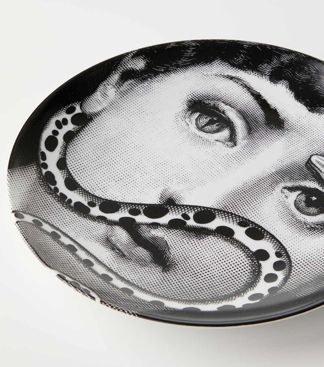 Tema e Variazioni n.383 wall plate | Fornasetti