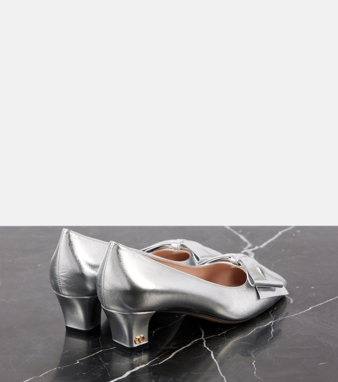 Pumps Bowow 45 in pelle metallizzata | Valentino Garavani
