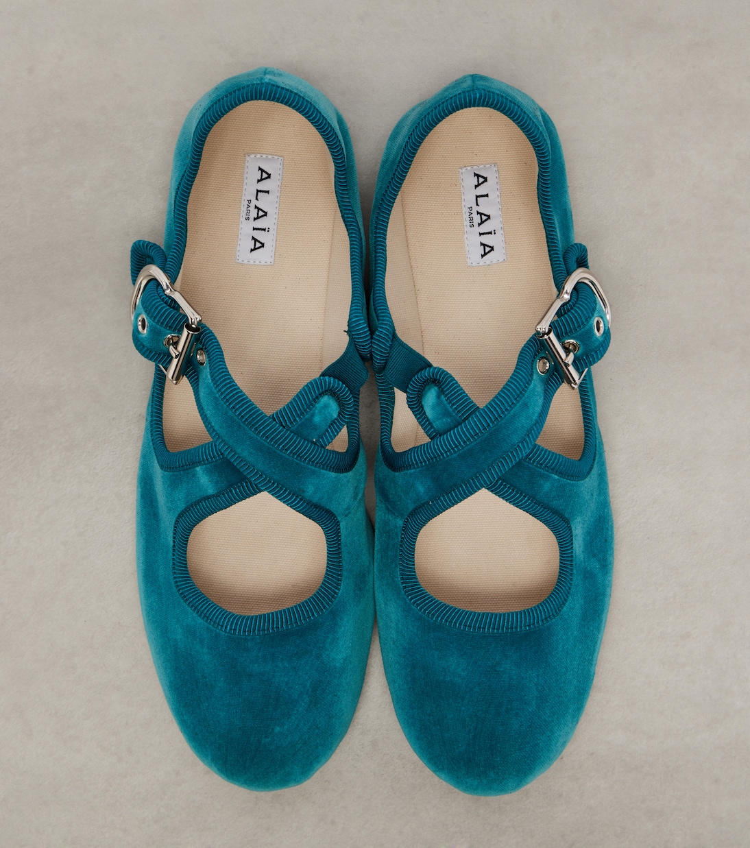 La Criss Cross velvet ballet flats | Alaïa