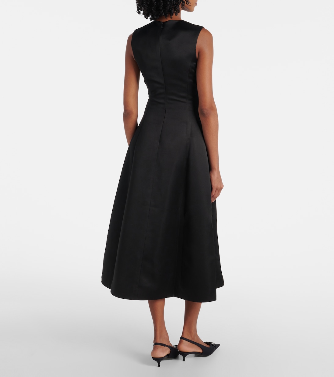 Verzierte Robe Cleo | Leo Lin