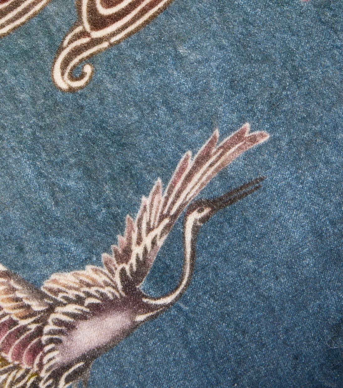 Aristolochia cotton pillow  | The House of Lyria
