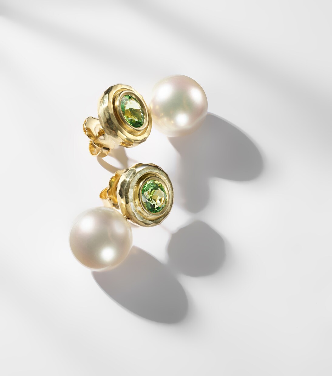 18kt gold earrings with pearls and tourmalines | Octavia Elizabeth