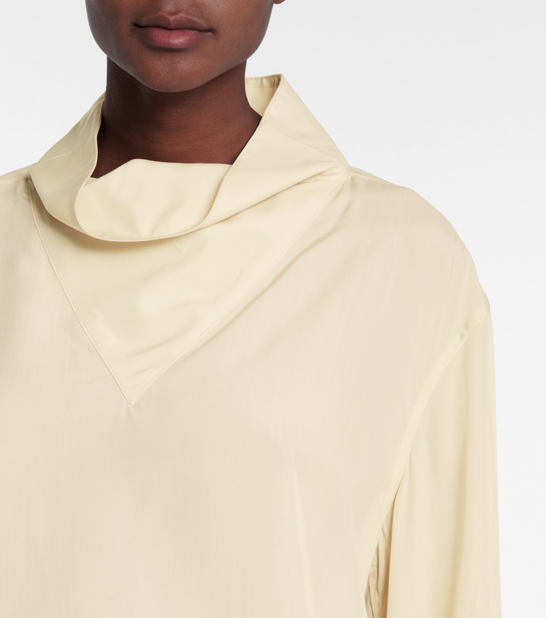 Patricia blouse | Deveaux New York