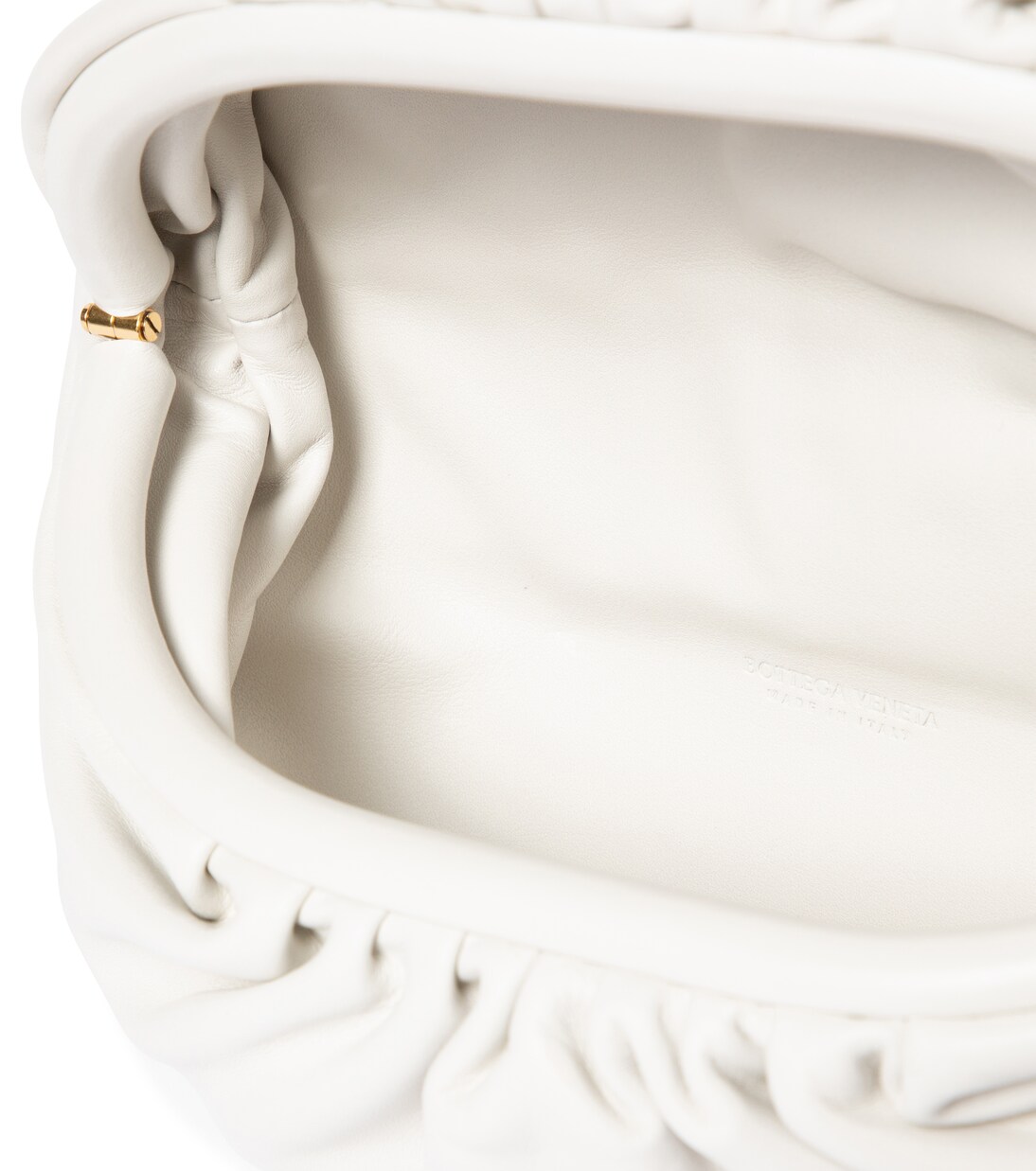 Chain Pouch leather crossbody bag | Bottega Veneta