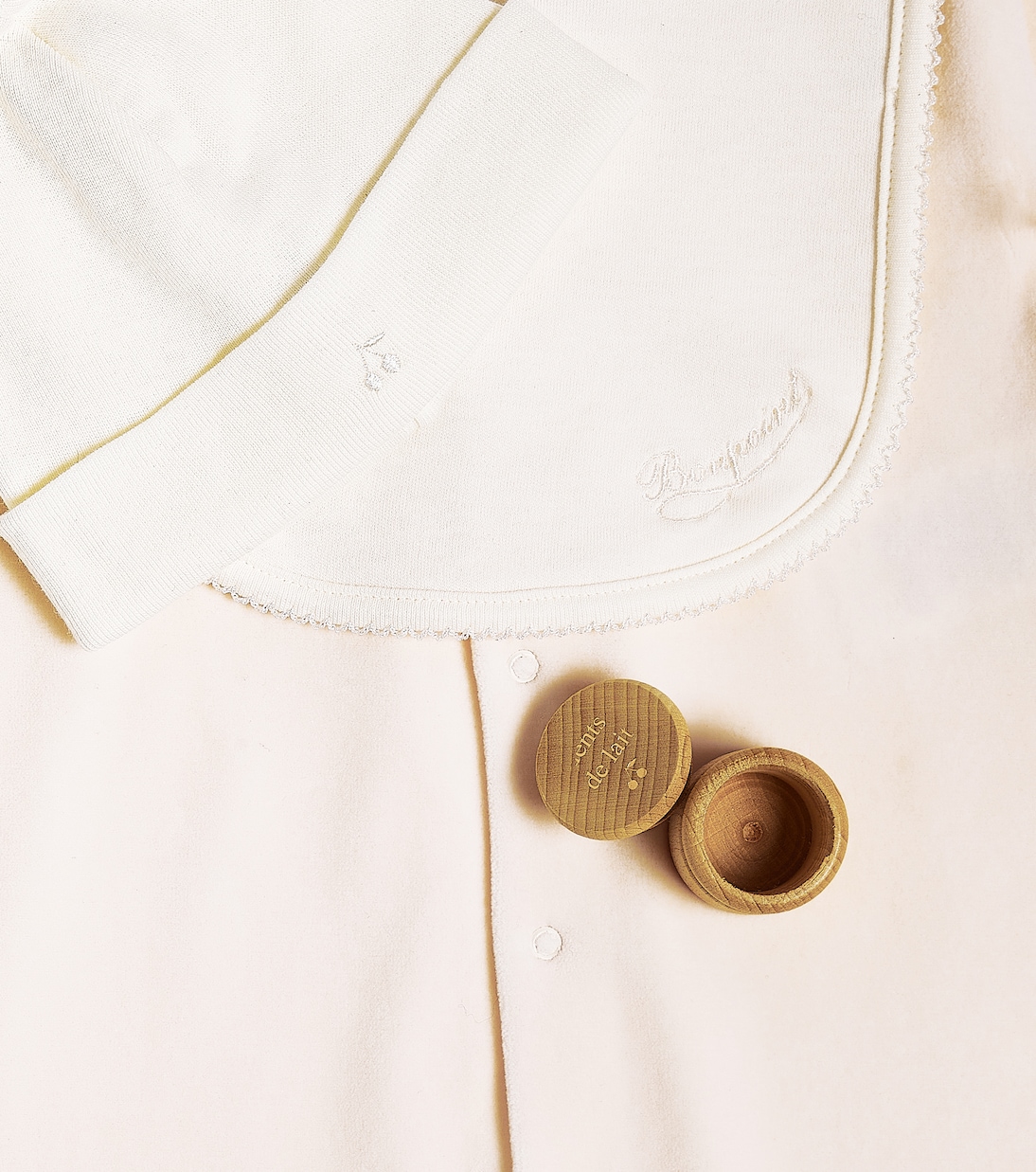 Baby onesie, hat and bib set | Bonpoint