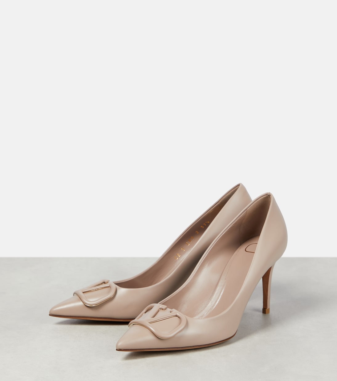 VLogo 80 leather pumps | Valentino Garavani