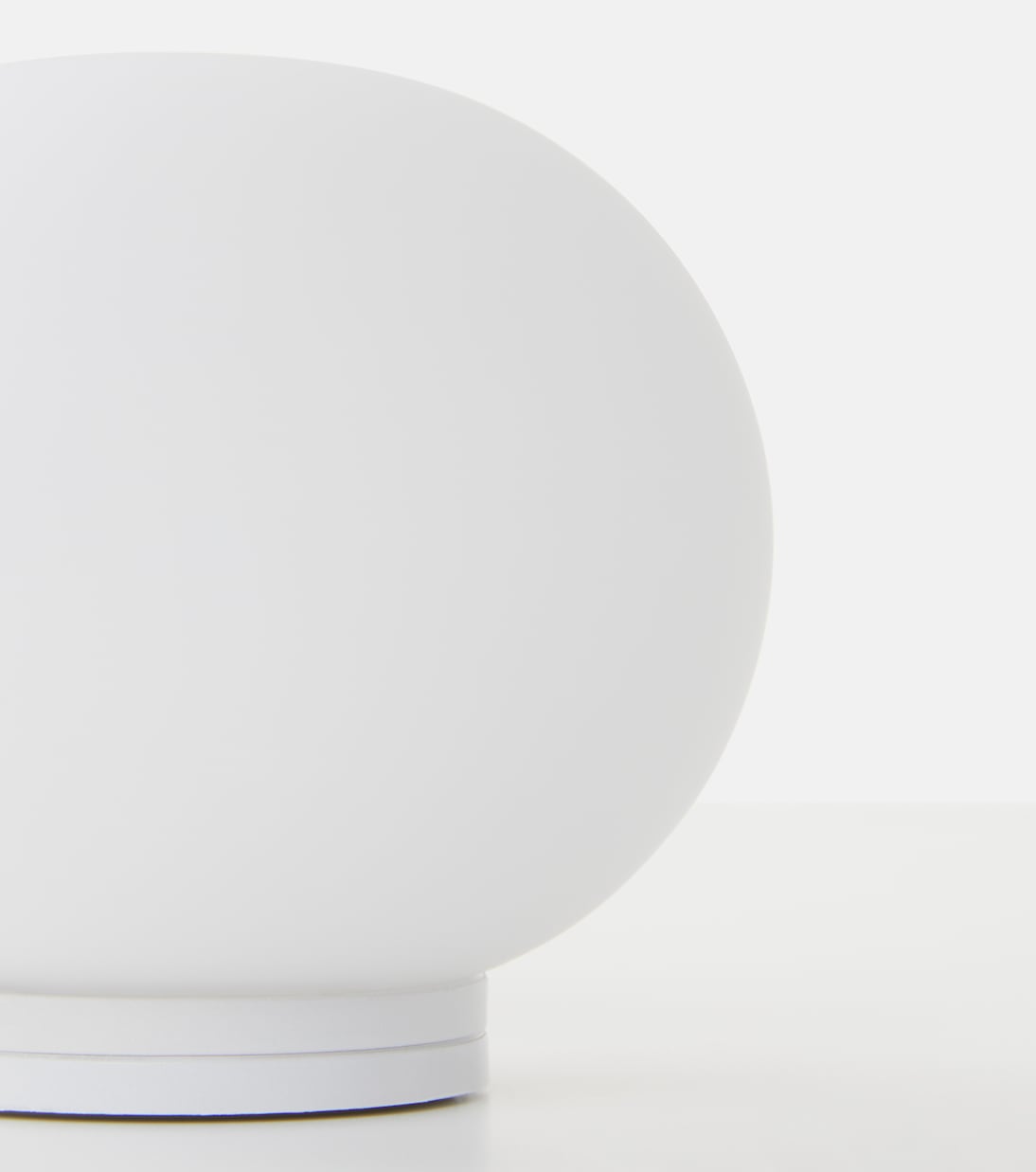 Mini Glo-Ball Table lamp by Jasper Morrison, EU plug | Flos
