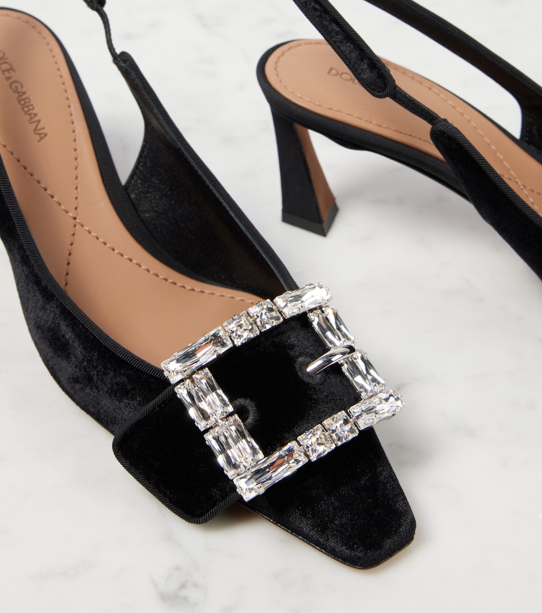 Scarpe con tacco in velluto decorato D&G per giovani trendy