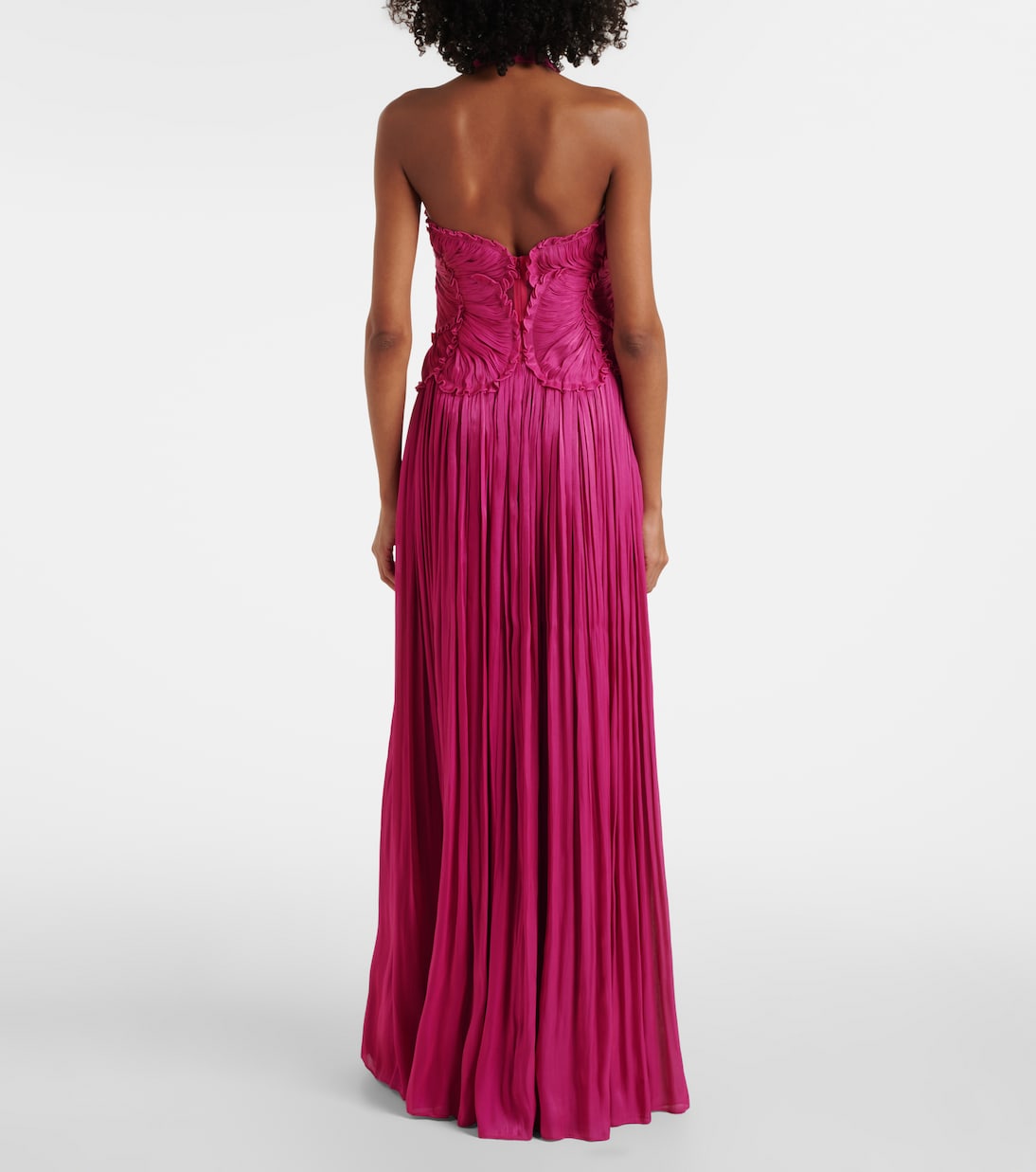 Vestido de fiesta Attina con cuello halter | Costarellos