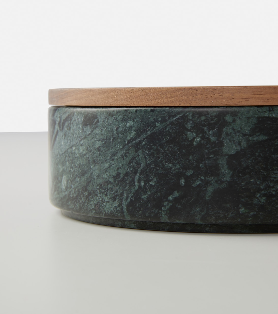 Pietra L 09 Medium container | Salvatori