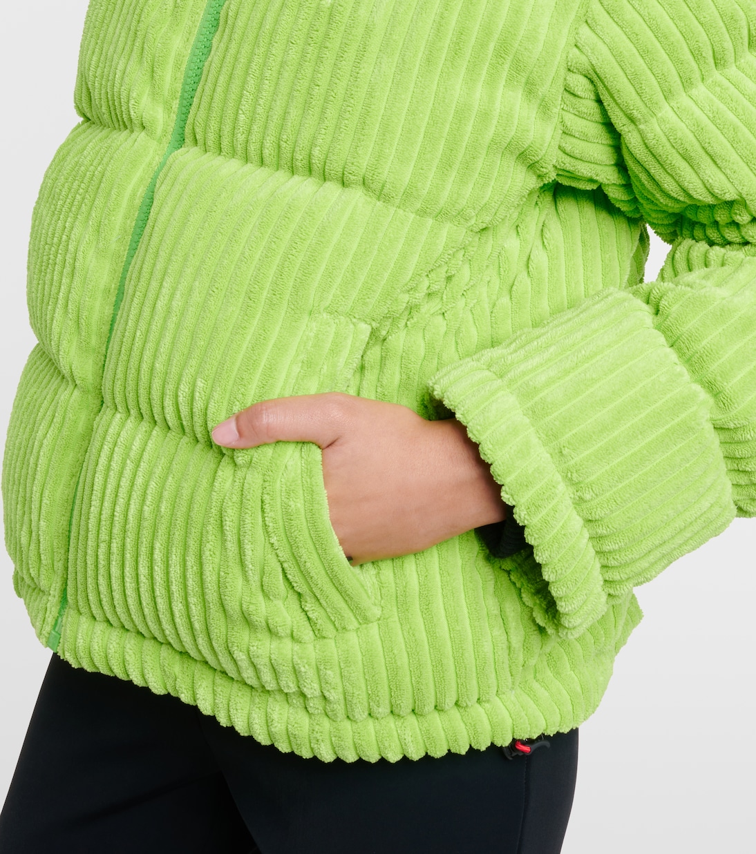 Jumbo corduroy down jacket | Perfect Moment