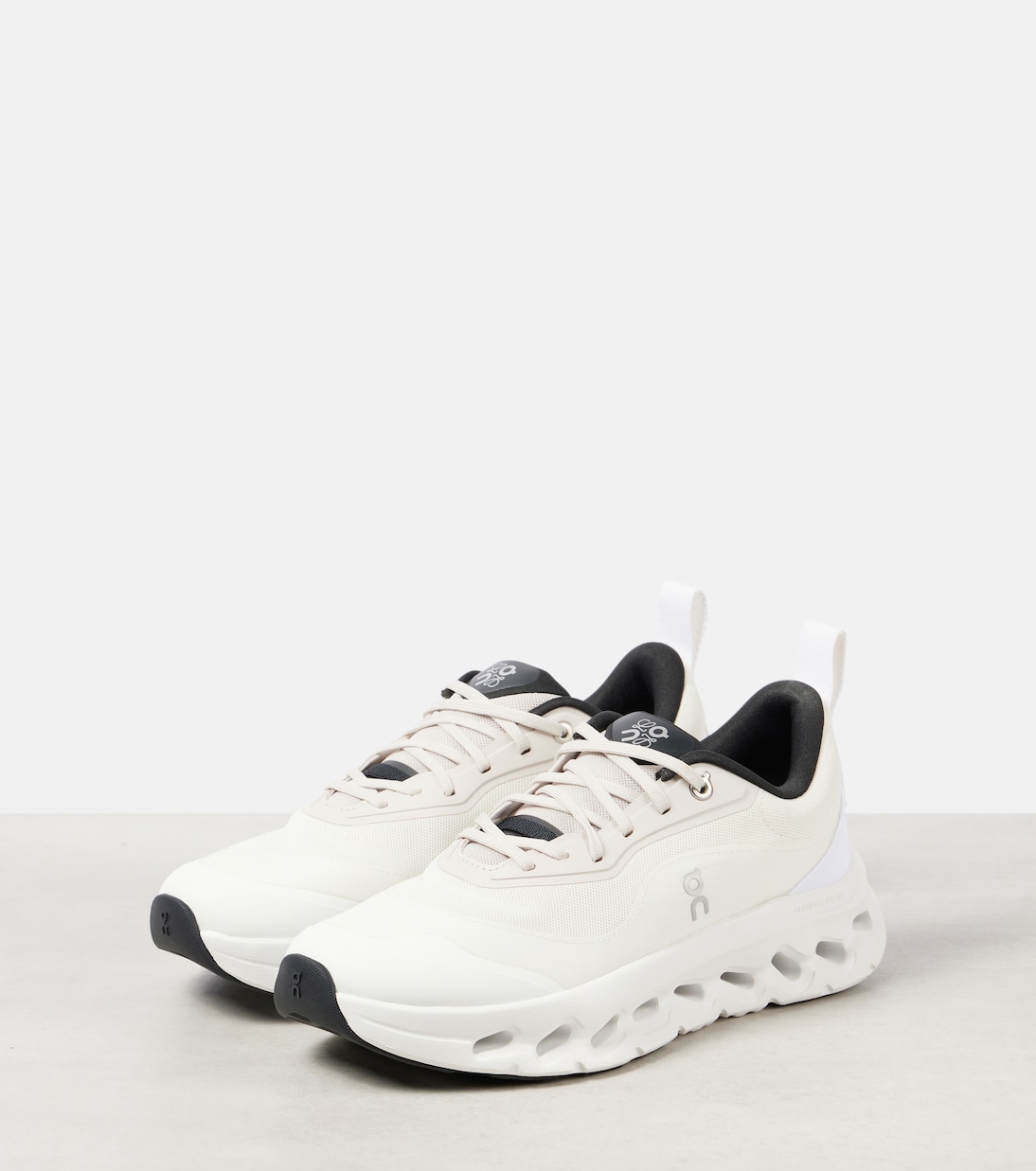 x On Cloudtilt 2.0 러닝 슈즈 | Loewe