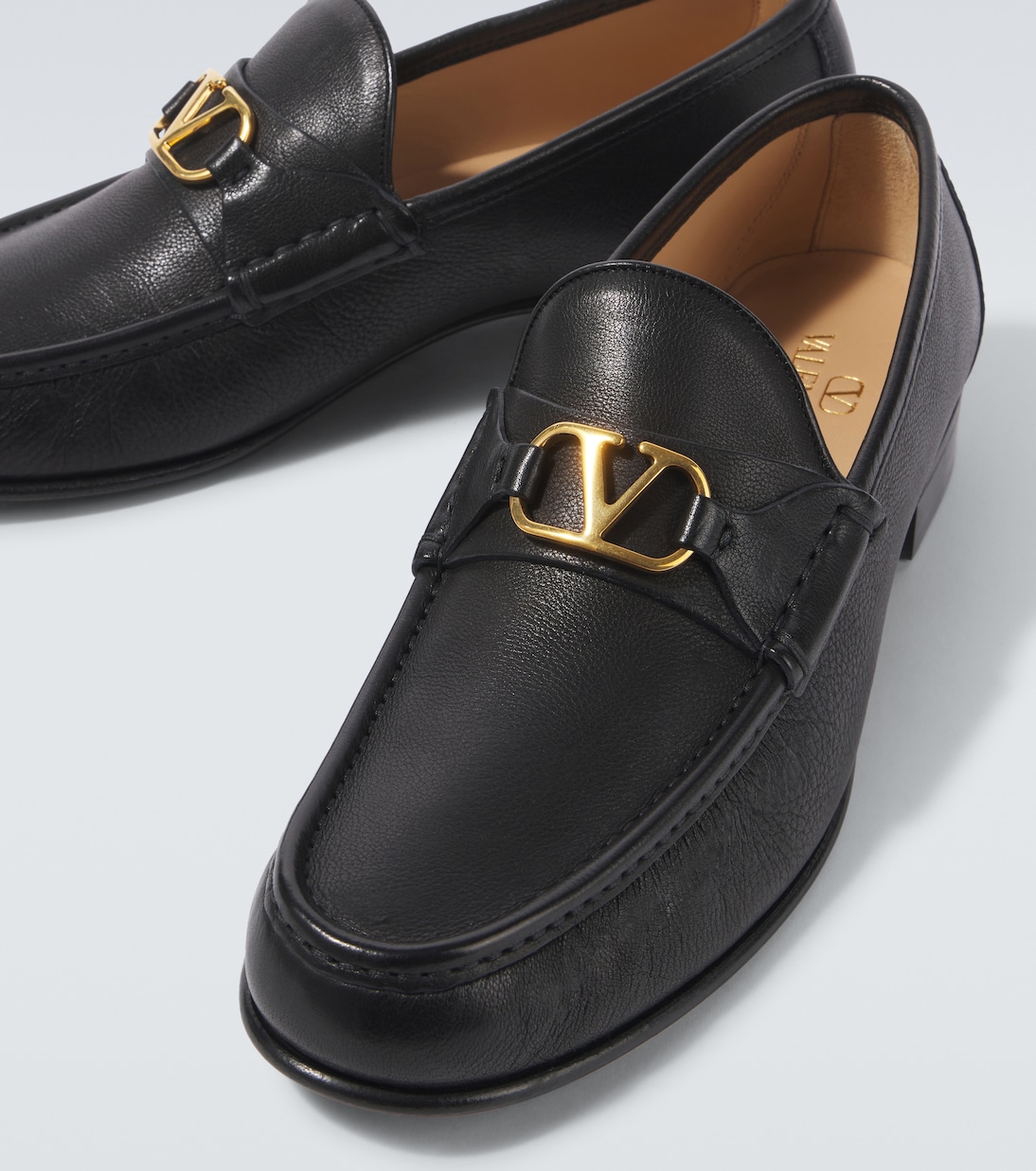 VLogo Signature leather loafers | Valentino Garavani