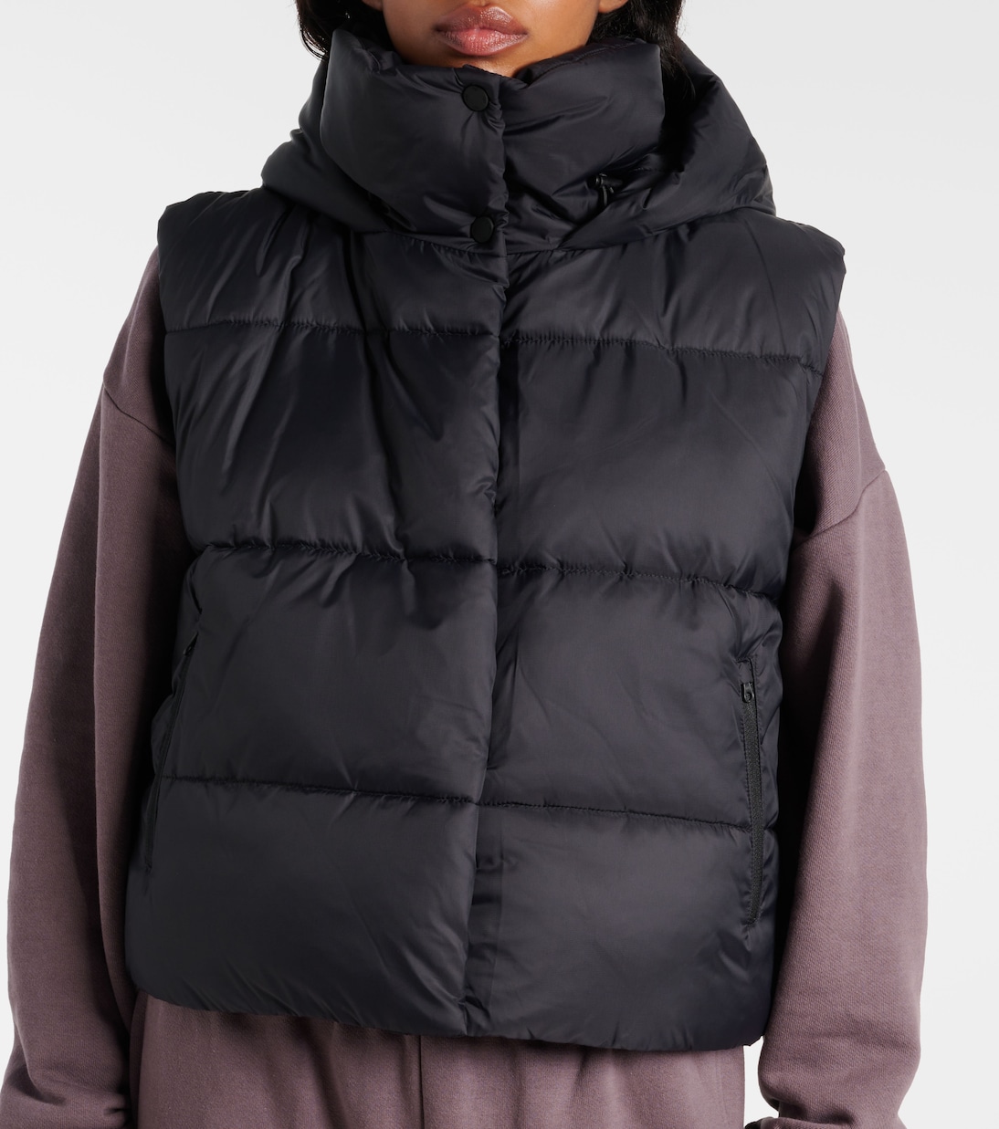Gold Rush puffer vest | Alo Yoga