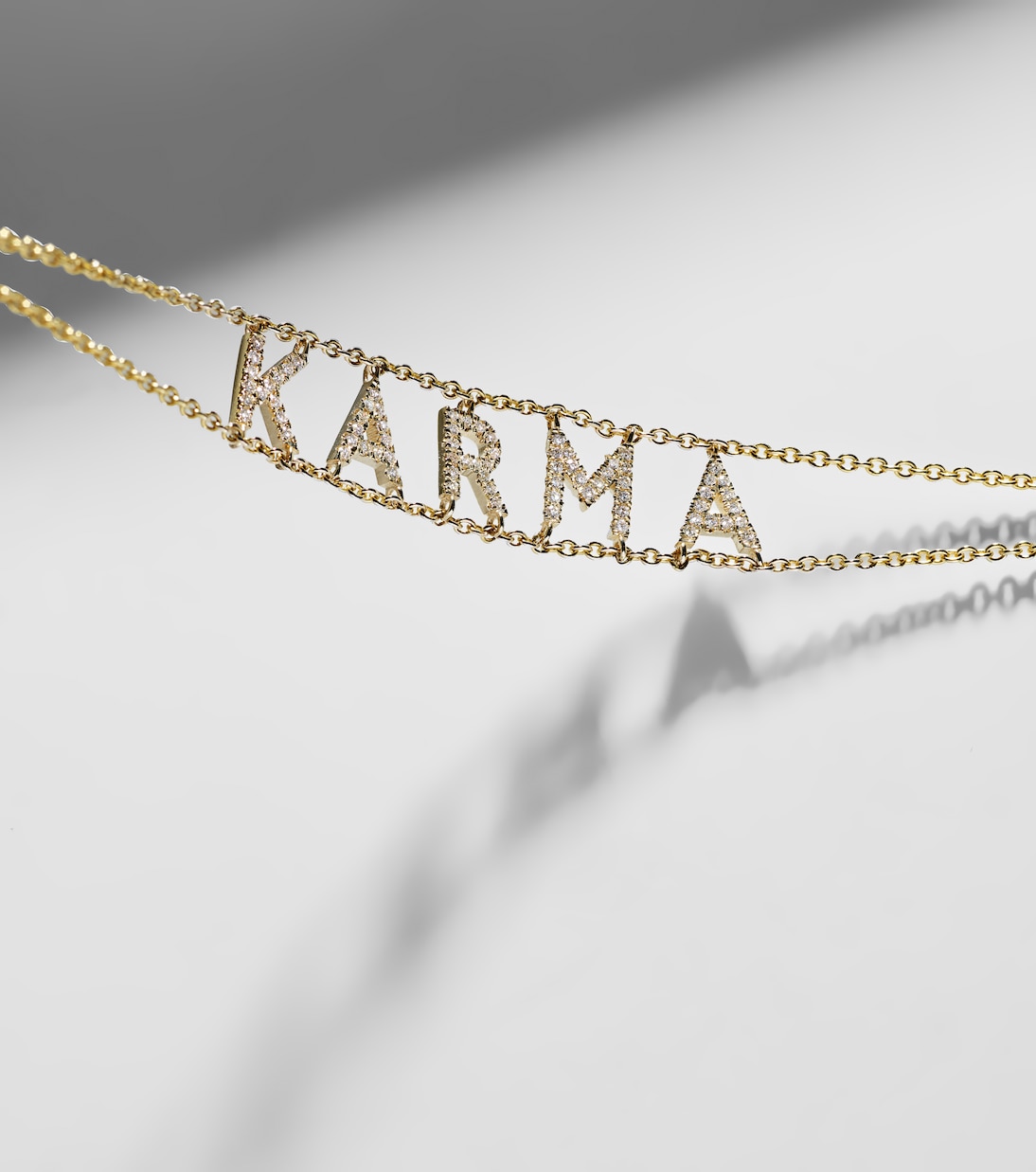 Bracciale in oro 14kt Karma di ROXANNE con diamanti, gioiello trendy per giovani
