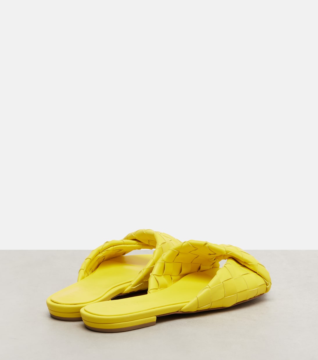 Blink Intrecciato leather slides | Bottega Veneta